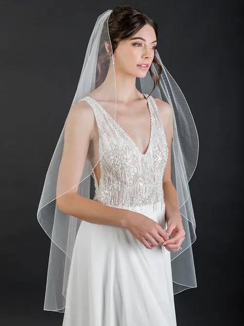 Fingertip Length veil with Rolled Edge