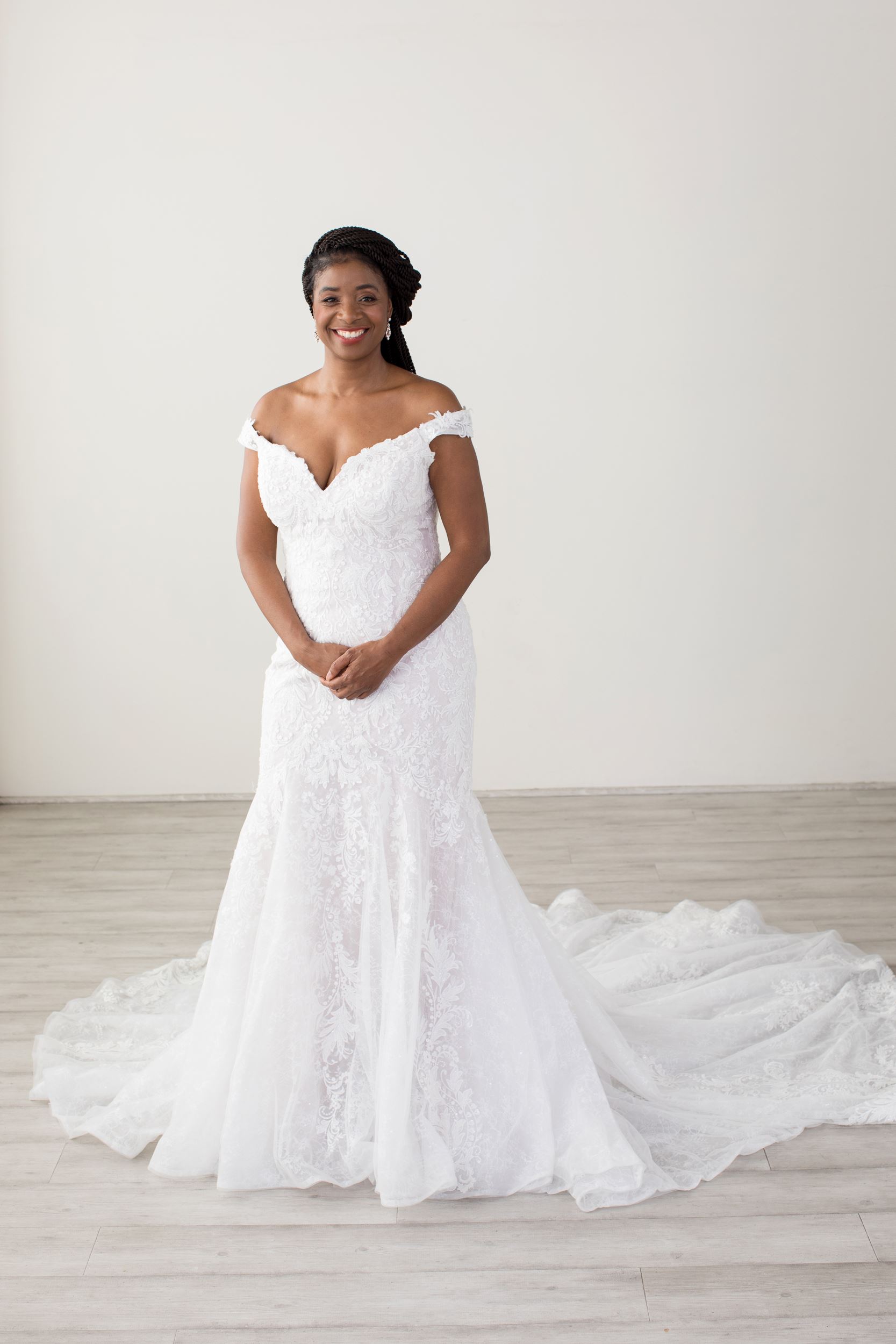 charlottes bridal hours