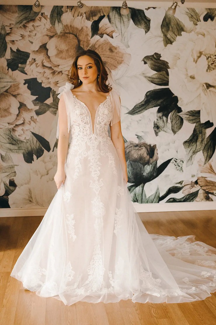 Julia Leigh Style 5994PL Default Thumbnail Image