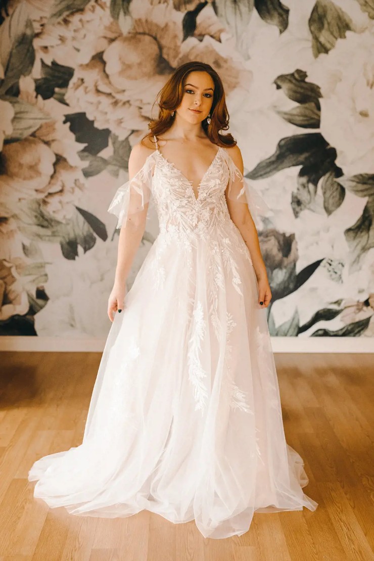 Julia Leigh Style 5901PL Default Thumbnail Image