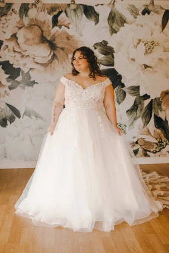 Julia Leigh Style 5945PL #0 default thumbnail