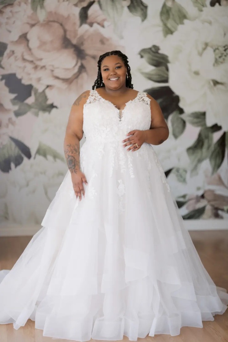 Allure Romance Ball Gown Wedding Dress